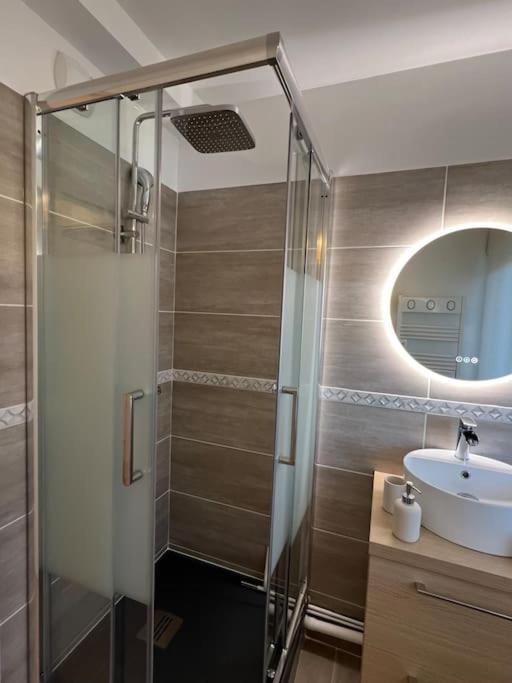 Appartement Proche Disneyland 쿨로미에 외부 사진
